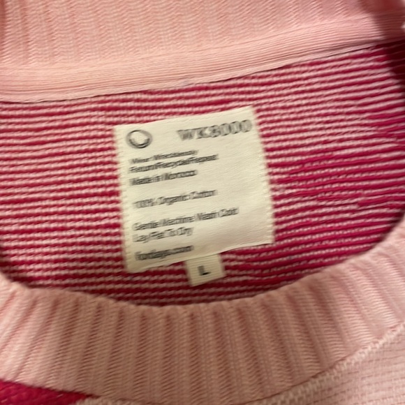 Pink flower pullover sweater- $25 when bundled - Picture 2 of 9